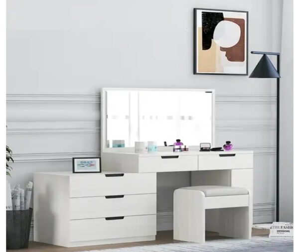 Buy Elegant Dressing Table with Mirror and Multi-Drawer Storage